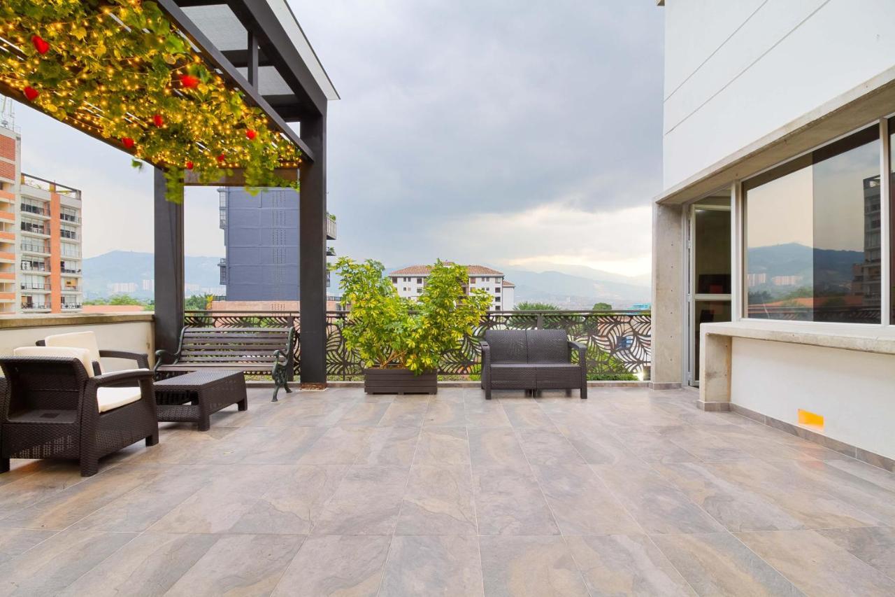 Camelot Apartahotel Medellín Exterior foto